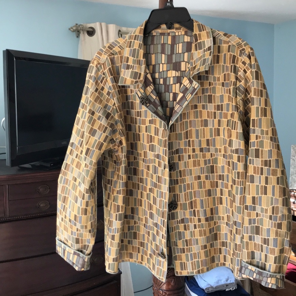 Woman’s Reversible Jacket. Excellent Condition. - image 4